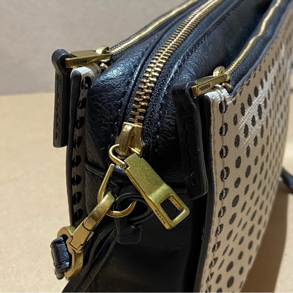 FOSSIL Polka Dot Brass Key Hardware Black White Leather Crossbody Square Bag - Picture 5 of 14